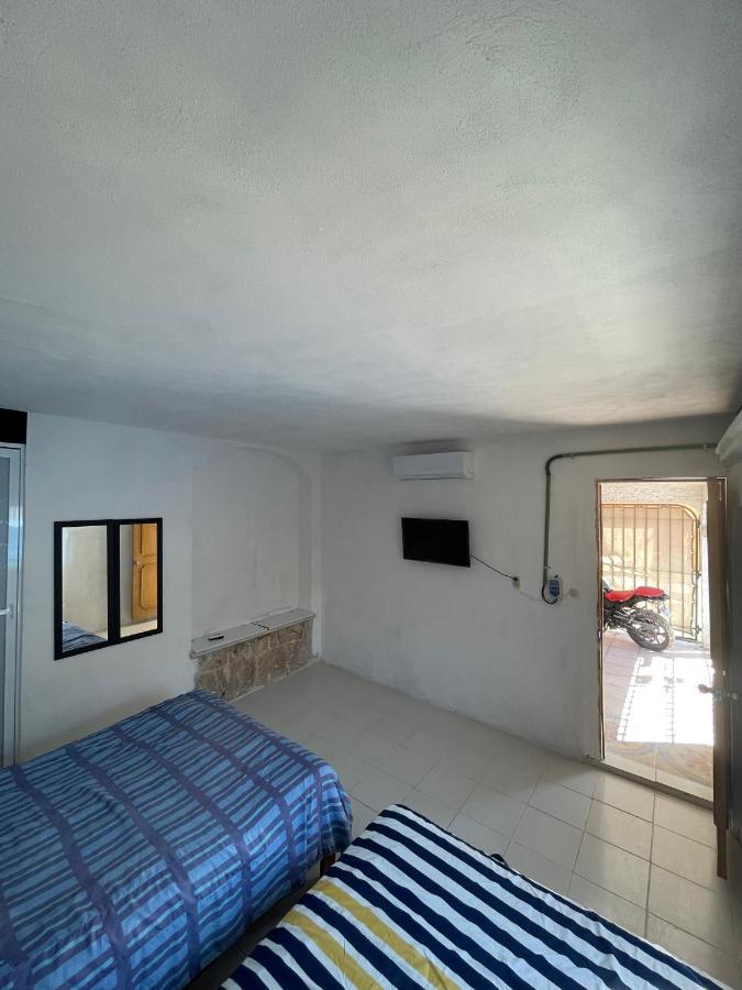 Casa Nova 7 Private Bathroom And Room 2 Beds Канкун Екстериор снимка